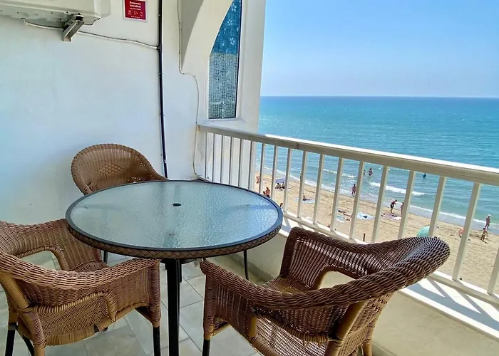 Vistas De Riviera Apartamento